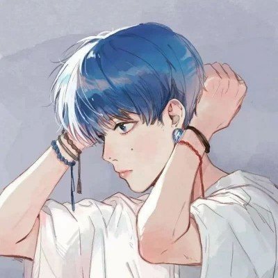 特朗普撤离枪击案现场时摔了一跤